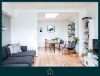 2 Zimmer Dachgeschosswohnung über den Dächern von Eimsbüttel - Wohnzimmer digitales HomeStaging