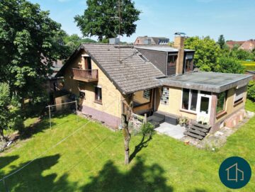 Viel Platz zum Leben: Großzügiges Wohnhaus mit Garten, Teich und eigenem Waldanteil, 27419 Sittensen, Einfamilienhaus