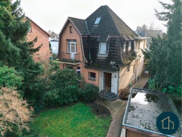 Villa mit Altbaucharme auf 190m2: Ein Projekt für Sanierungs-Liebhaber, 22880 Wedel, Einfamilienhaus