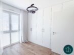 Modern wohnen mit Komfort: Hochwertige Eigentumswohnung mit Balkon und Aufzug in Heiligenhafen - Schlafzimmer 1