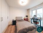 Modern wohnen mit Komfort: Hochwertige Eigentumswohnung mit Balkon und Aufzug in Heiligenhafen - Schlafzimmer 2